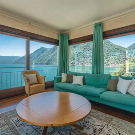 بيت خشبي Casa Panetier *