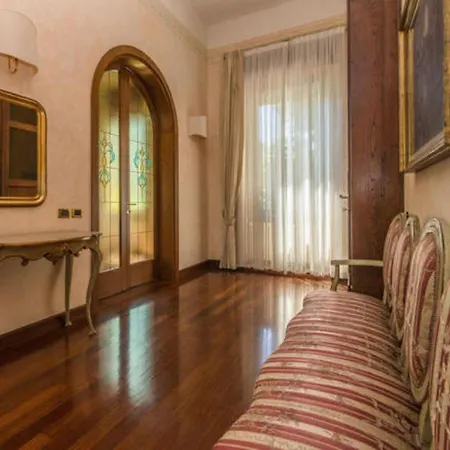 Casa Panetier سالا كوماسينا